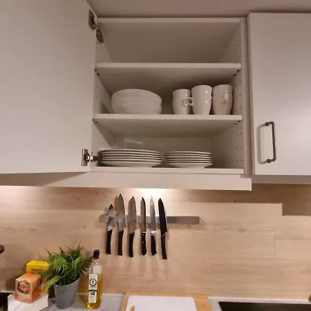 בית הארחה In House - Spacious Private Room, Queen Bed, Close To Center